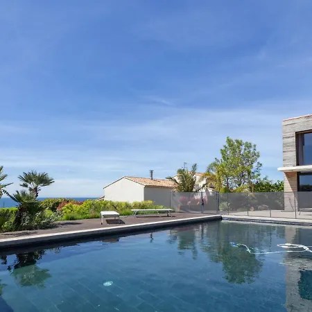 Villa Villa K-Bro Каркеран